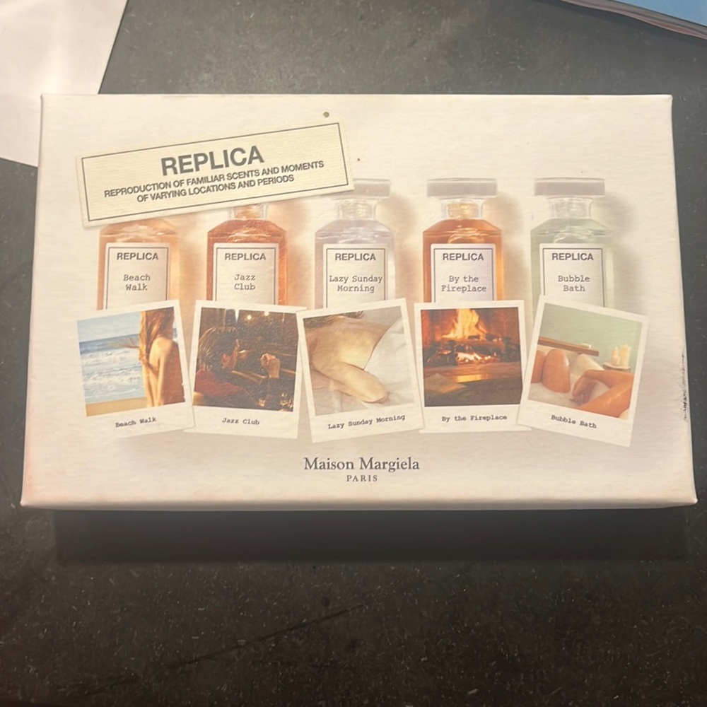replica perfume sampler set (unopened)